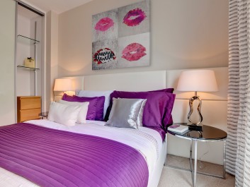 Oblicza miłości - nowoczesny obraz na płótnie - 80x80 cm