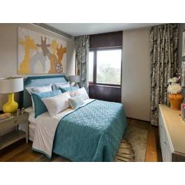 Żyrafa u fotografa - nowoczesny obraz na płótnie - 120x80 cm