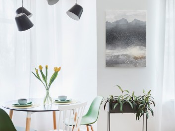 W objęciach chłodu  - nowoczesny obraz na płótnie - wariant 2 - 50x70 cm