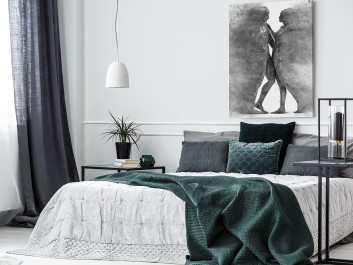 Metafizyka miłości w szarościach - nowoczesny obraz na płótnie - 50x70 cm Metafizyka miłości w szarościach - nowoczesny obraz na płótnie - 50x70 cm