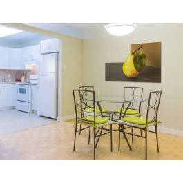 Gruszkowa perspektywa - fotoobraz do kuchni - 120x80 cm