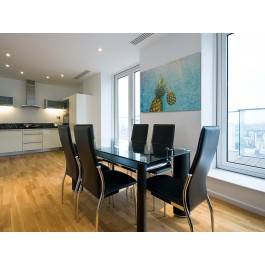 Ananasowa kąpiel - fotoobraz do kuchni - 120x80 cm